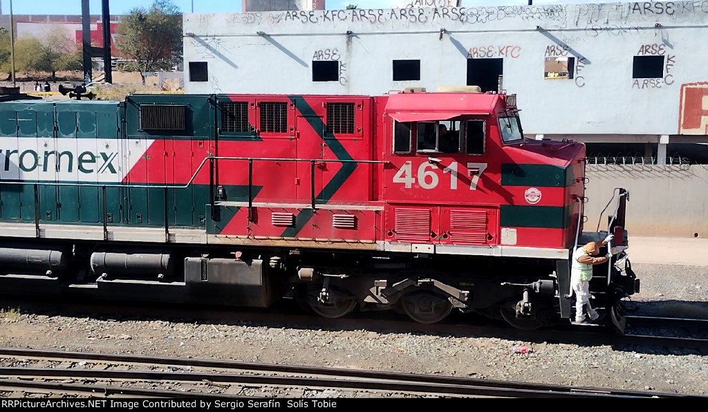 FXE 4617